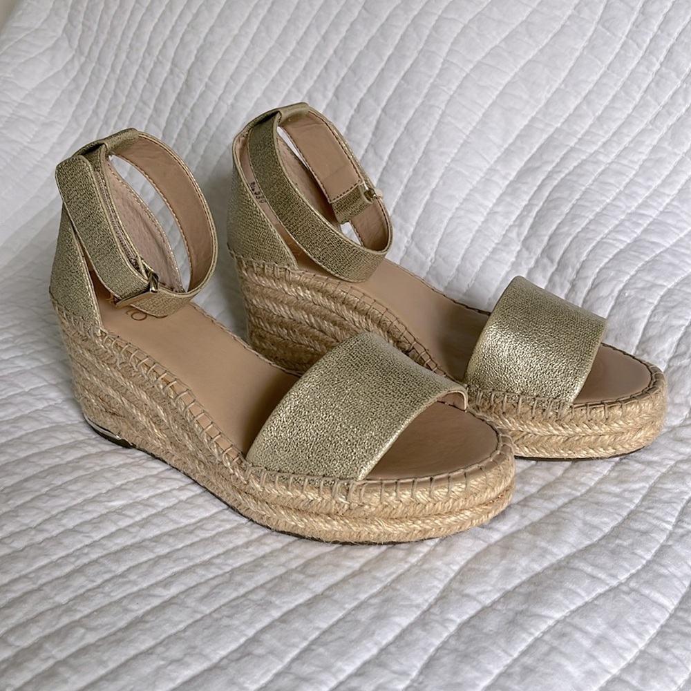 Franco Sarto Clemens gold espadrille wedge sandals NIB